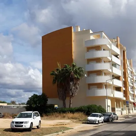 Algarve Sunset Beach & Pool Apartment Armacao de Pera